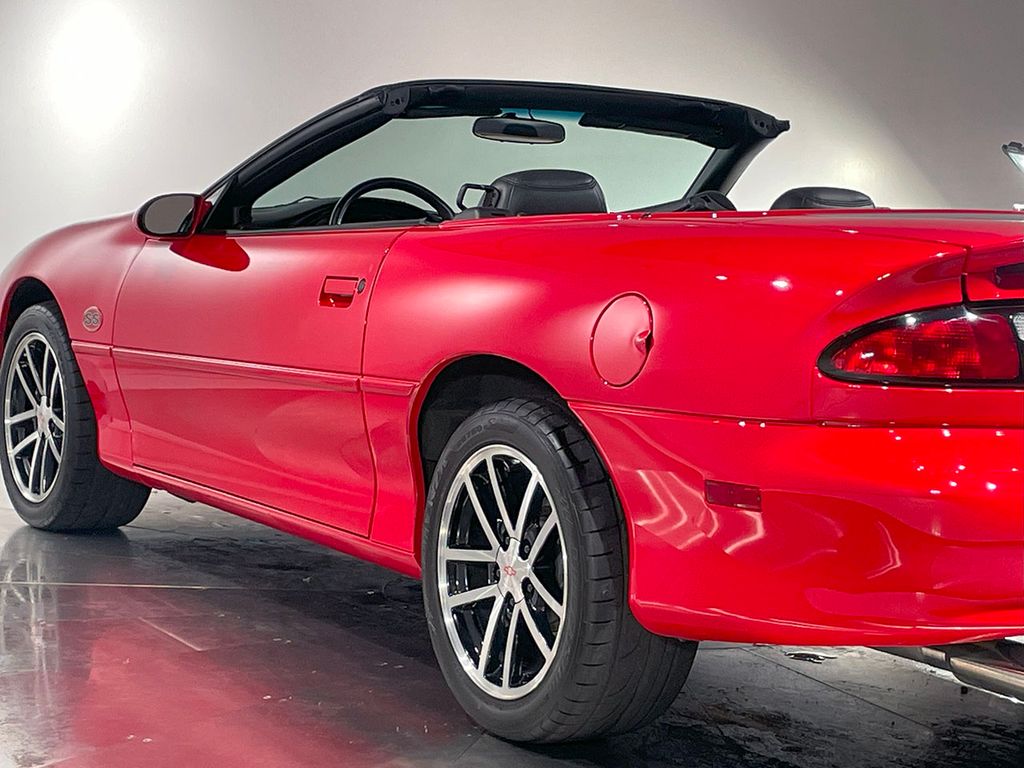 2002 Chevrolet Camaro Sport Coupe photo 32