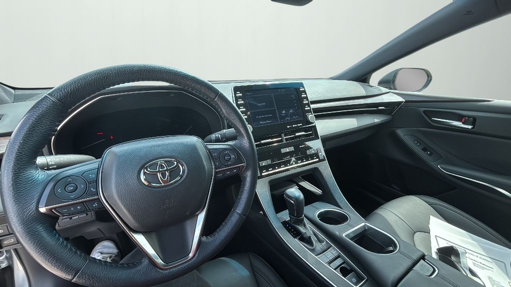 2020 Toyota Avalon XLE photo 10