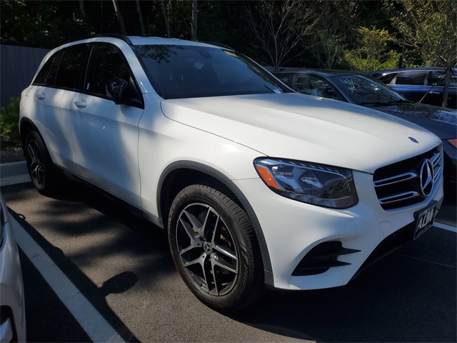 2019 Mercedes Benz GLC 300 photo 2