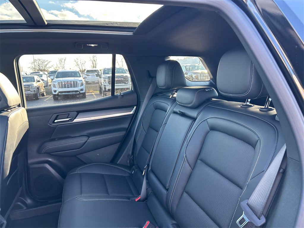 2026 GMC TERRAIN - Image 32