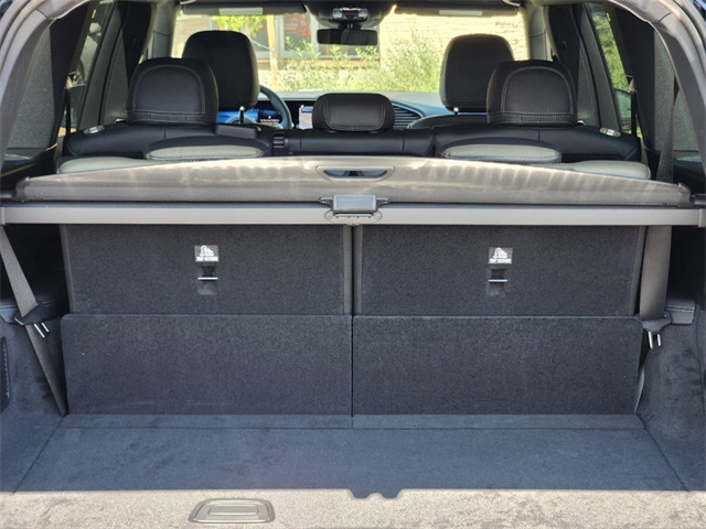 2025 Mercedes Benz GLS 450 4MATIC photo 16