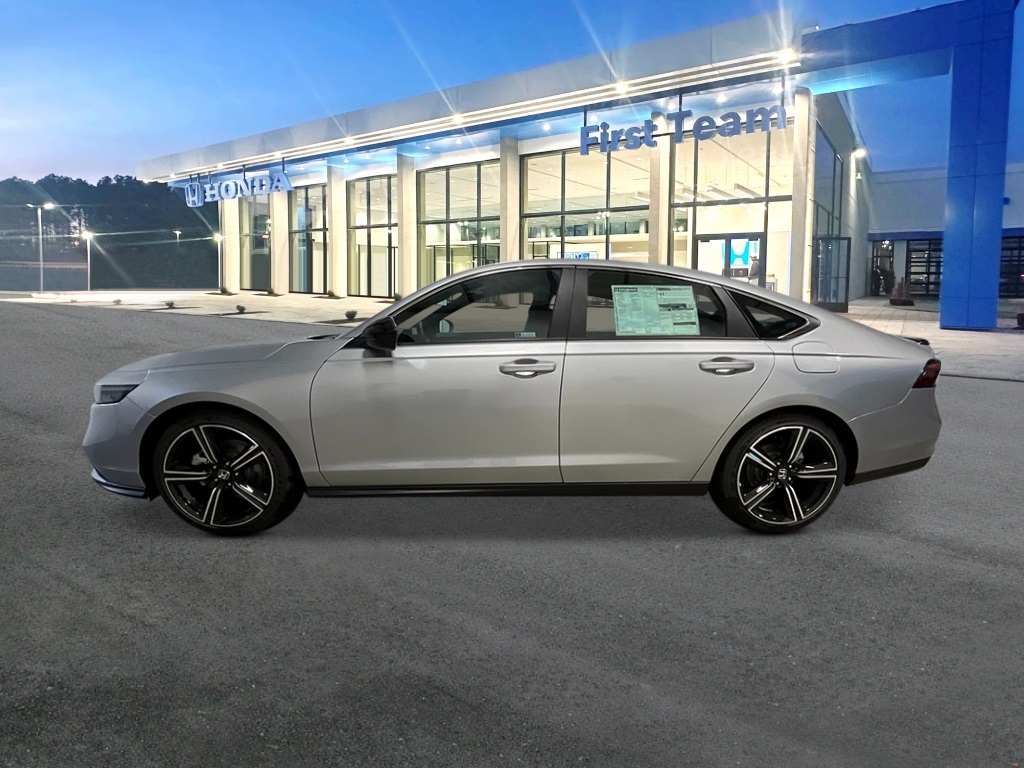 2025 Honda Accord Hybrid Sport photo 2