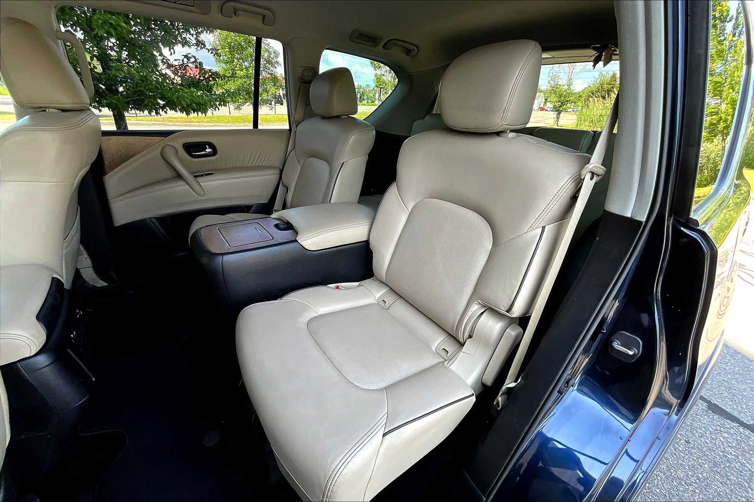2023 Nissan Armada SL photo 20