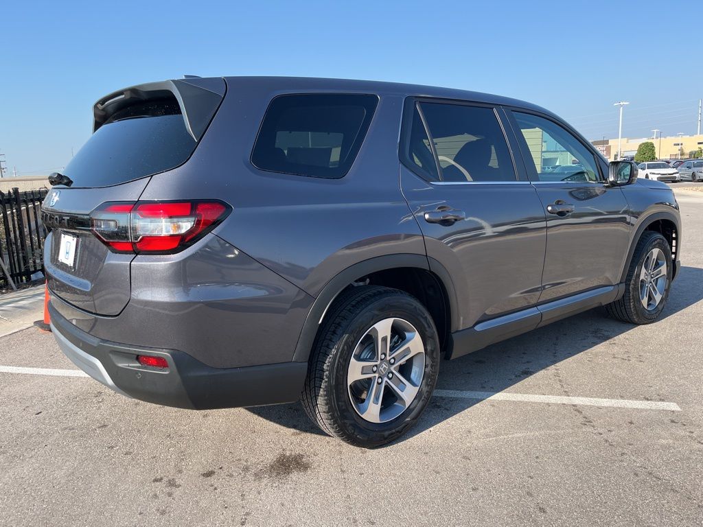 2025 Honda Pilot EX-L photo 2