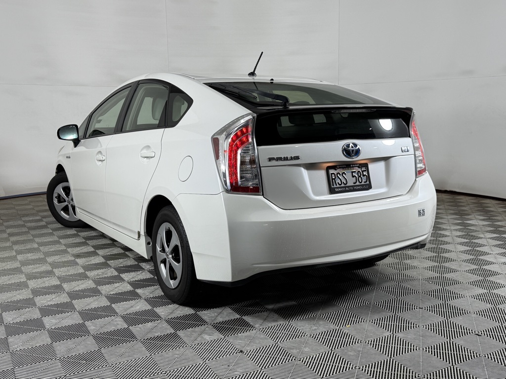 2012 Toyota Prius Two photo 4