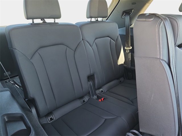 2025 Audi Q7 55 Premium Plus photo 12