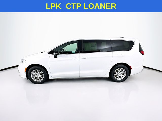 2025 Chrysler Pacifica photo 4
