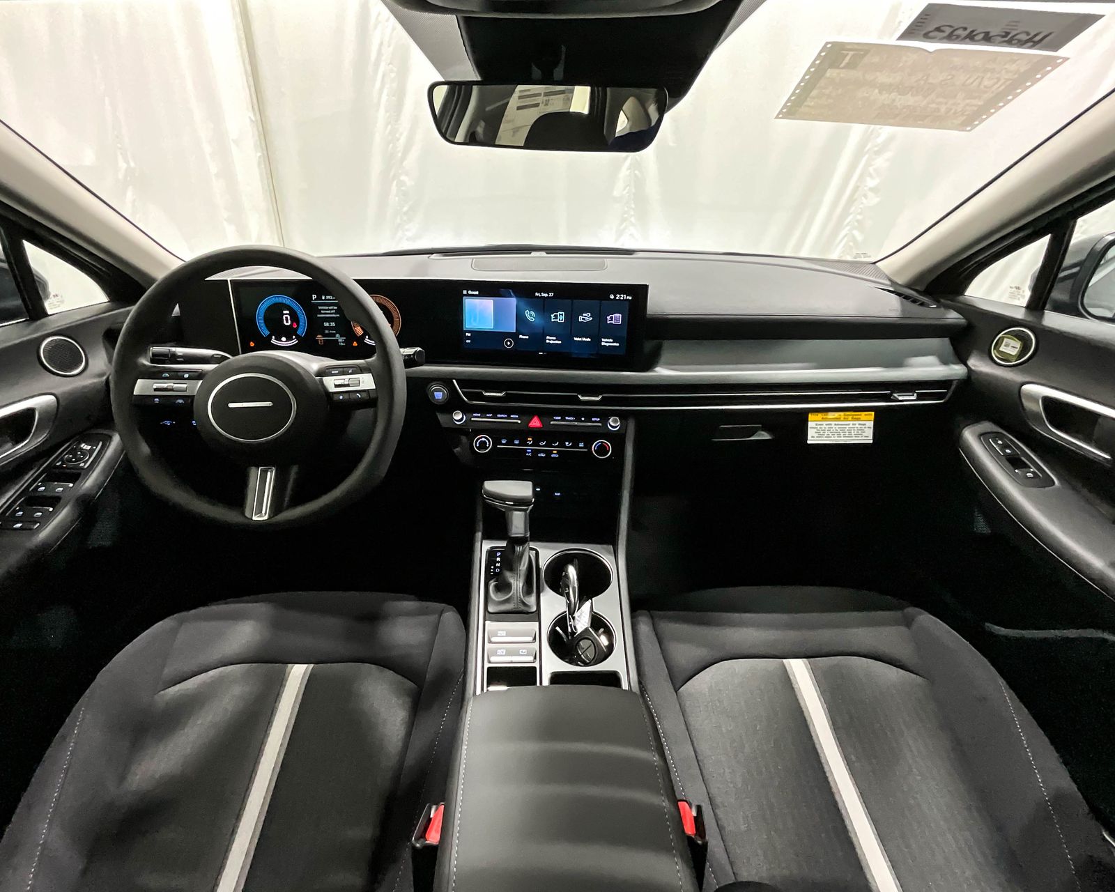 2025 Hyundai Sonata SE photo 11