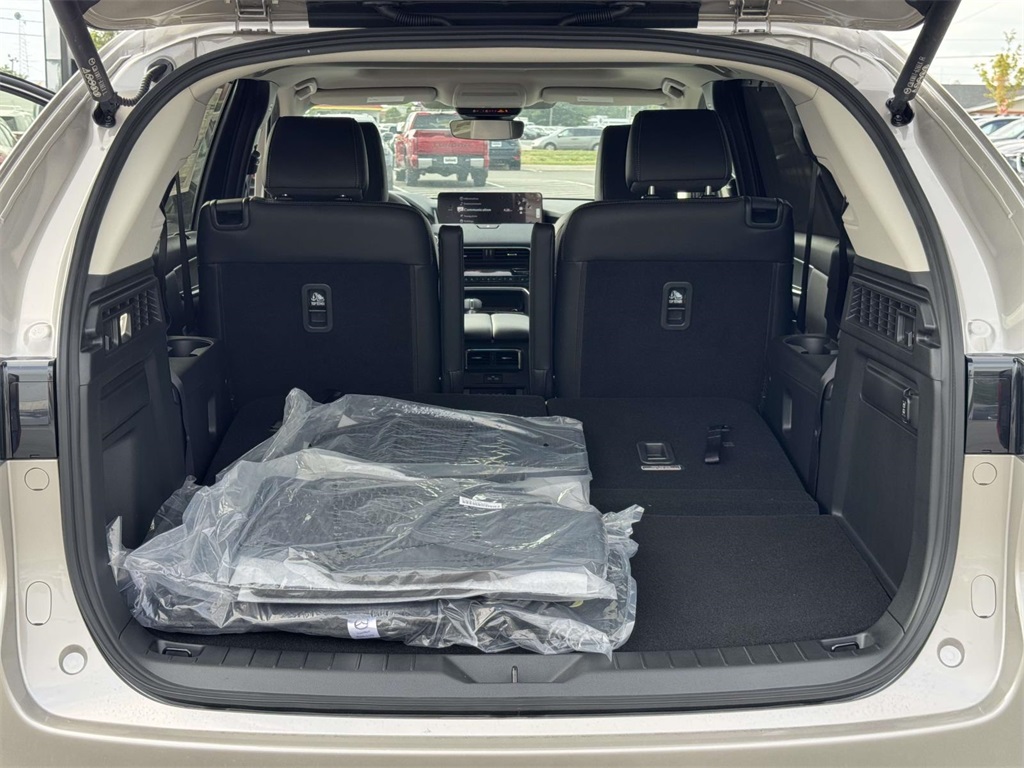 2025 Mazda CX-90 3.3 Turbo Preferred photo 29