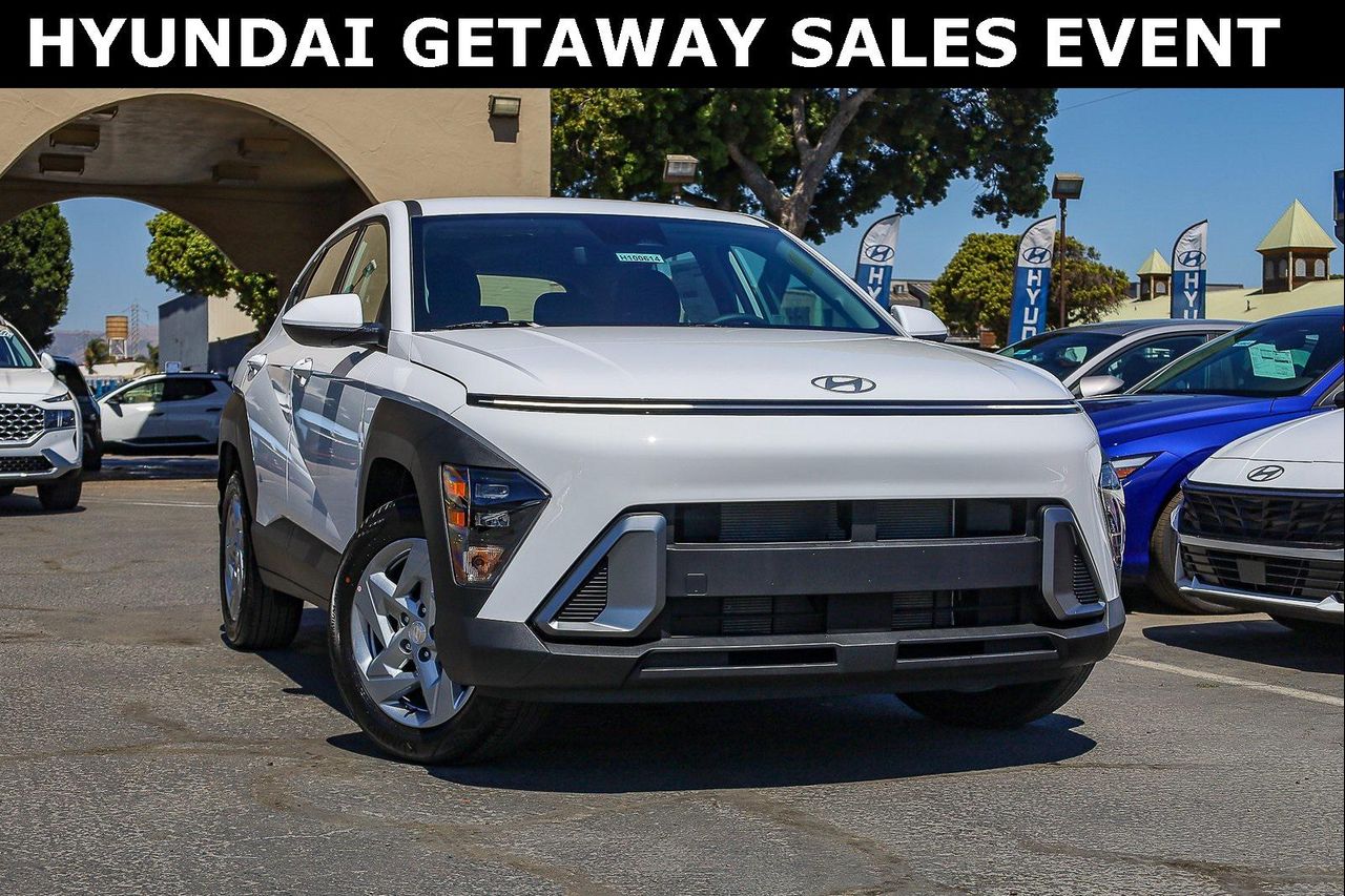 2026 Hyundai Kona SE's photo