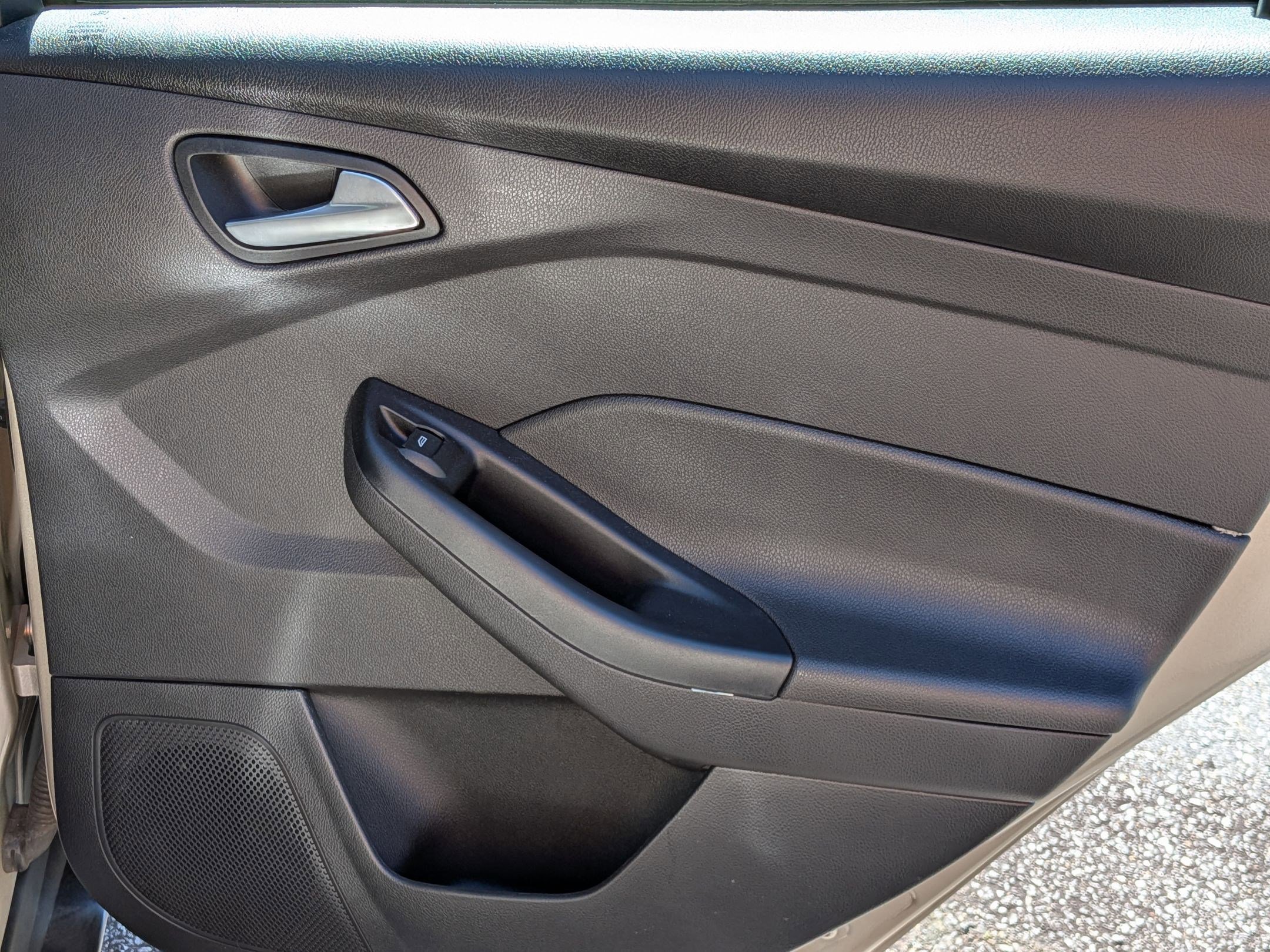 2018 Ford Focus SE photo 28
