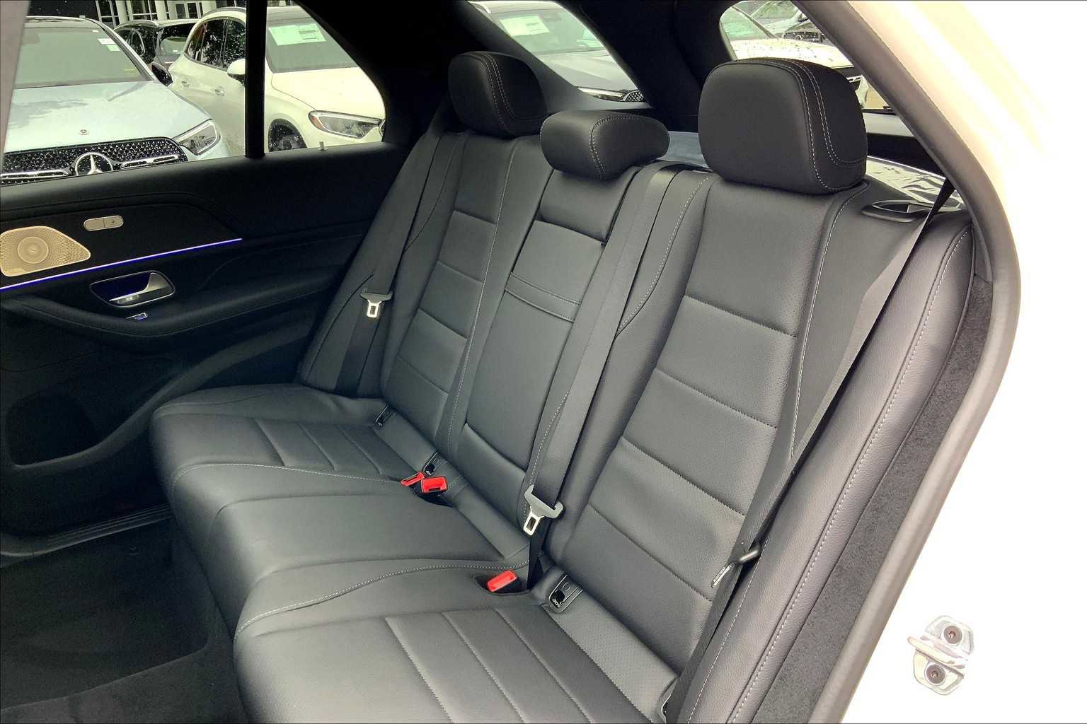 2026 Mercedes Benz GLE 450 4MATIC photo 12