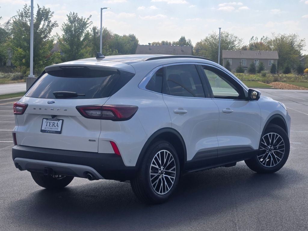 2024 Ford Escape Plug-In Hybrid Base photo 5