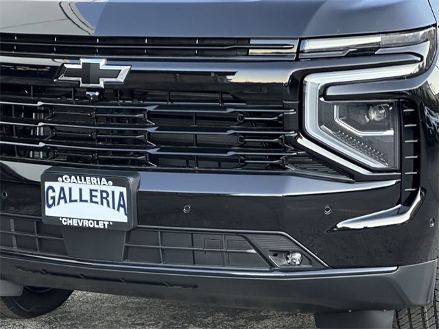 2026 Chevrolet Suburban RST photo 4