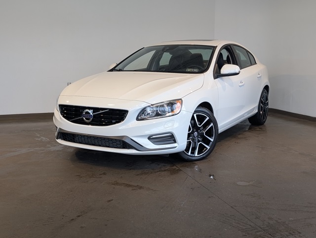 2017 Volvo S60 T5 Dynamic's photo