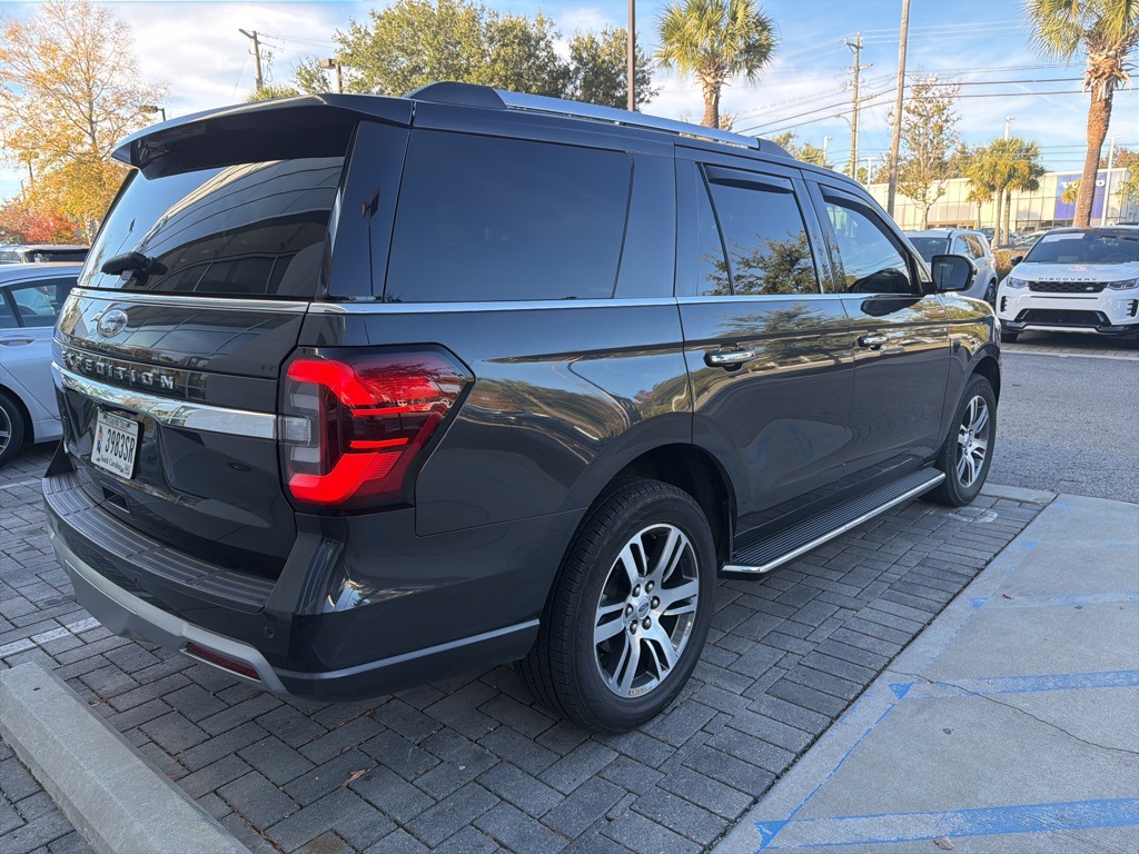 2022 Ford Expedition Limited photo 3