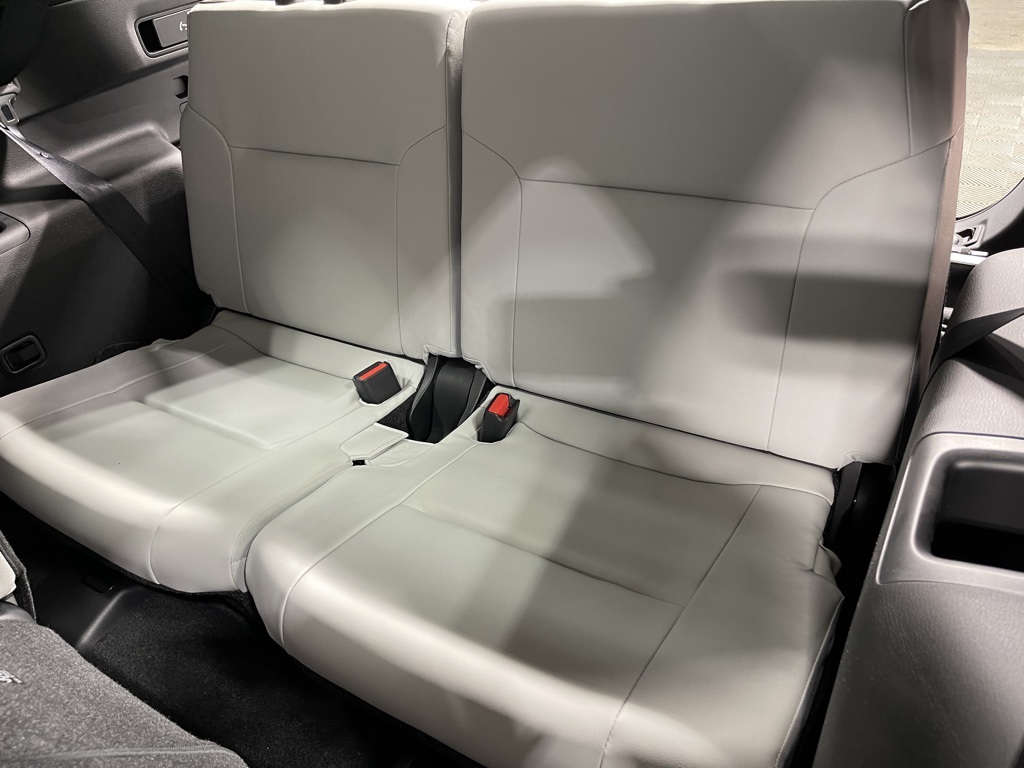 2025 Mitsubishi Outlander SE photo 23