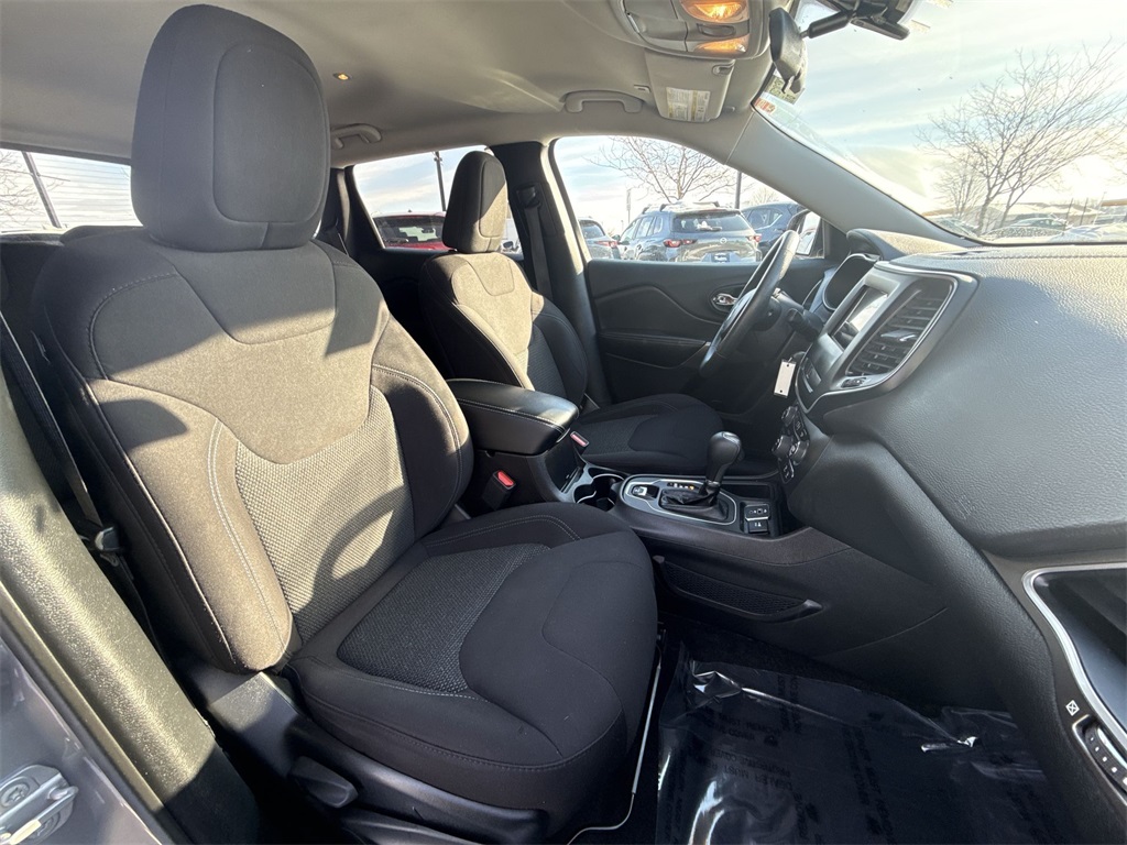 2019 JEEP CHEROKEE - Image 25