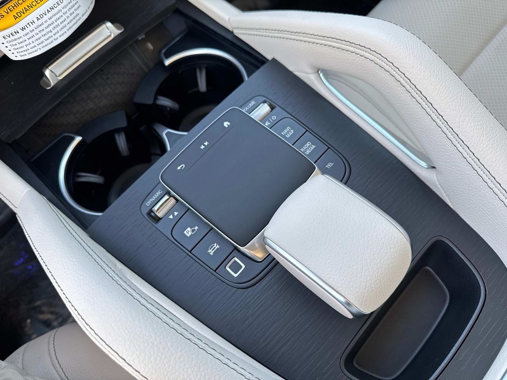 2026 Mercedes Benz GLE 450 4MATIC photo 23