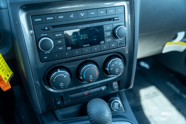 2008 Dodge Challenger SRT8 photo 26