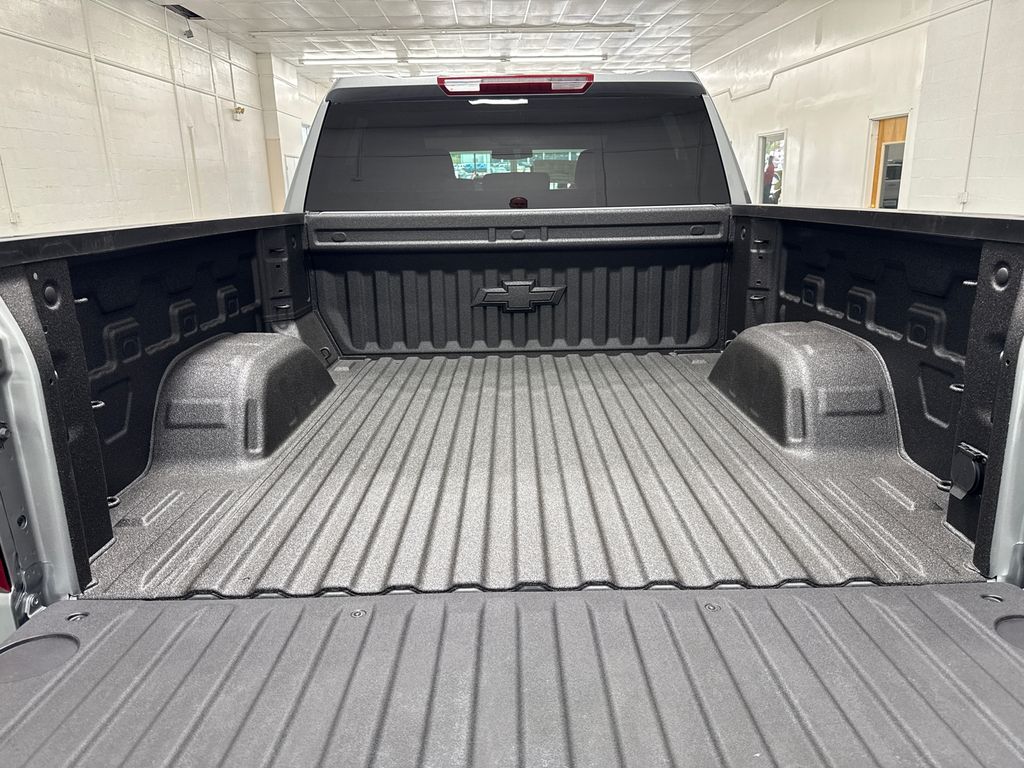 2026 Chevrolet Silverado LTZ photo 6