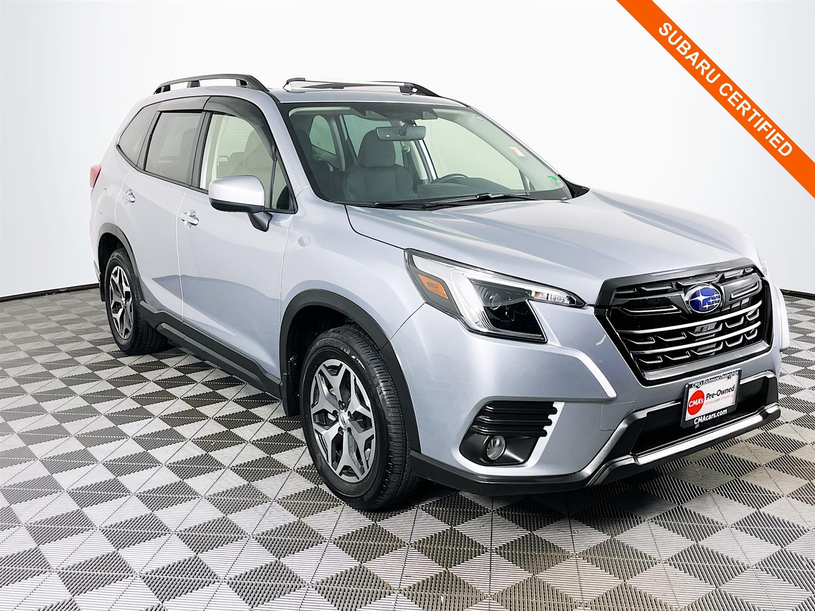 2023 Subaru Forester Premium's photo