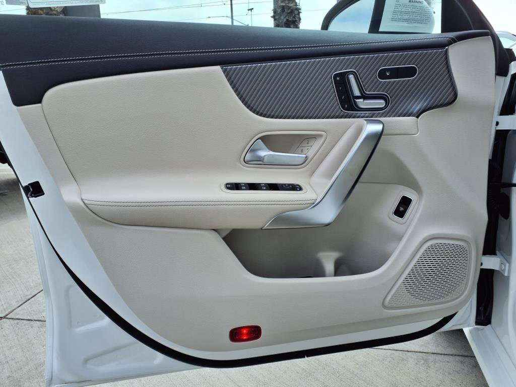 2026 Mercedes Benz CLA 250 photo 9