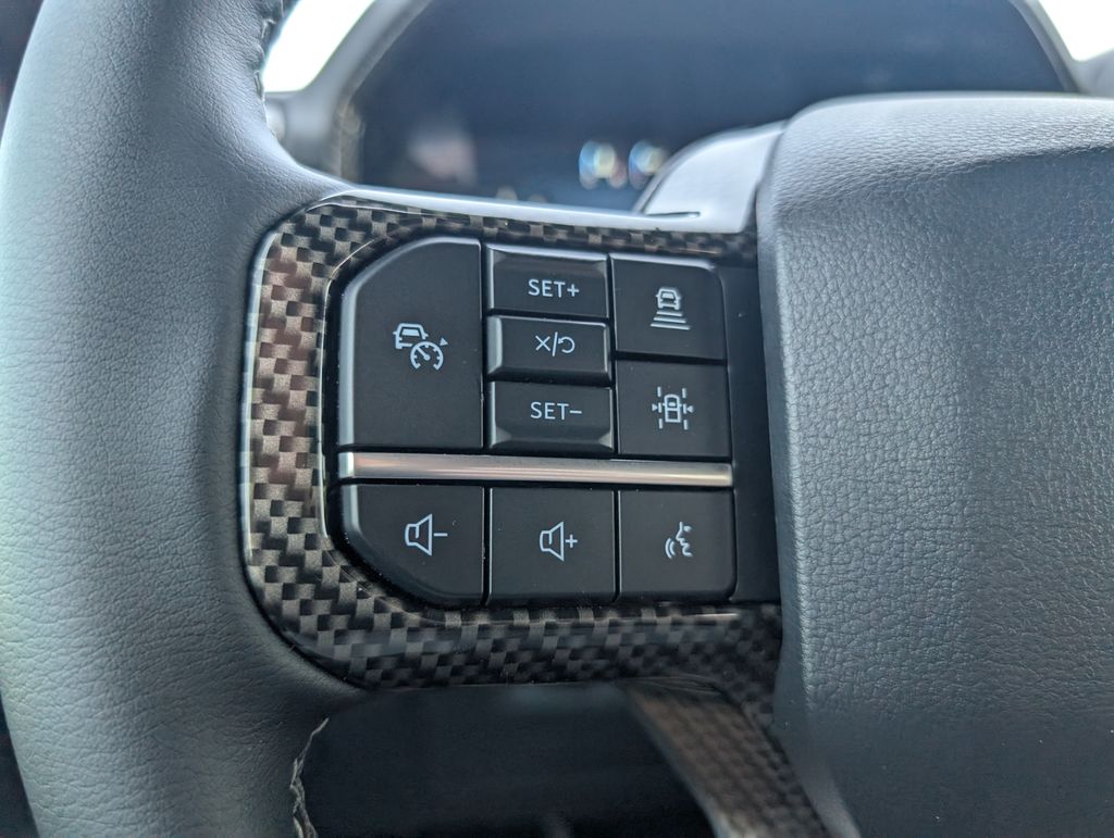 2025 Ford F-150 Lariat photo 15