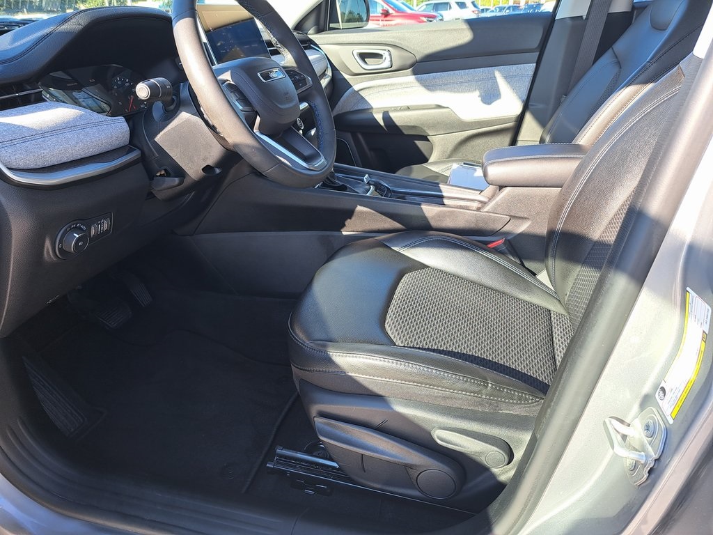 2022 Jeep Compass Latitude photo 17
