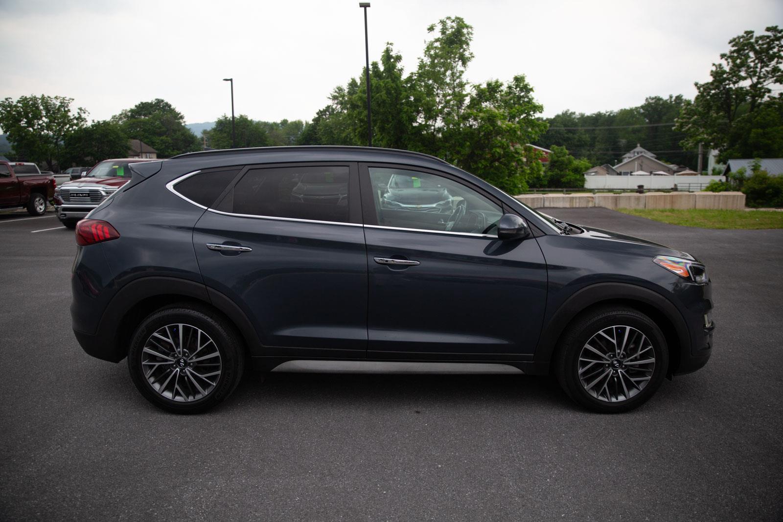 2021 Hyundai Tucson Ultimate photo 2