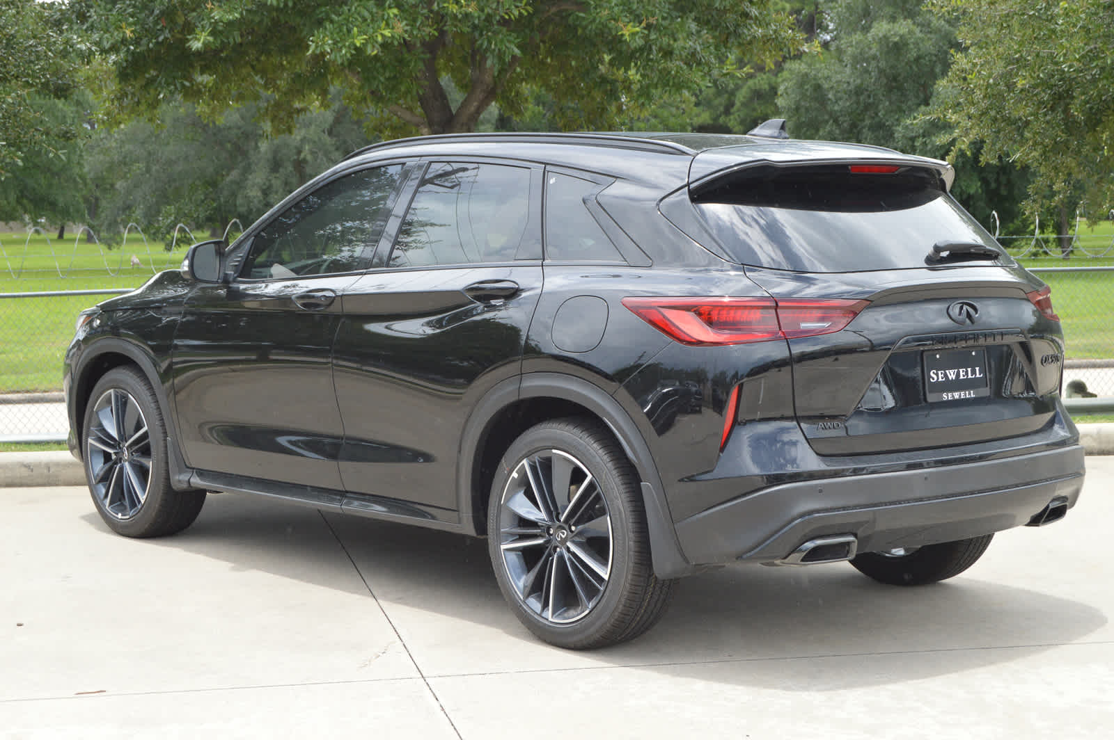 2025 Infiniti QX50 SPORT photo 4