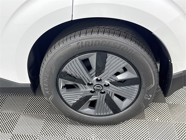 2025 Nissan Murano SL photo 2