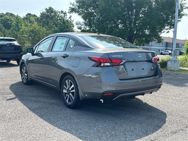 2025 Nissan Versa S photo 6