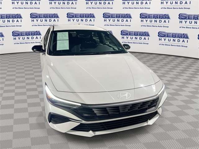 2025 Hyundai Elantra SEL's photo