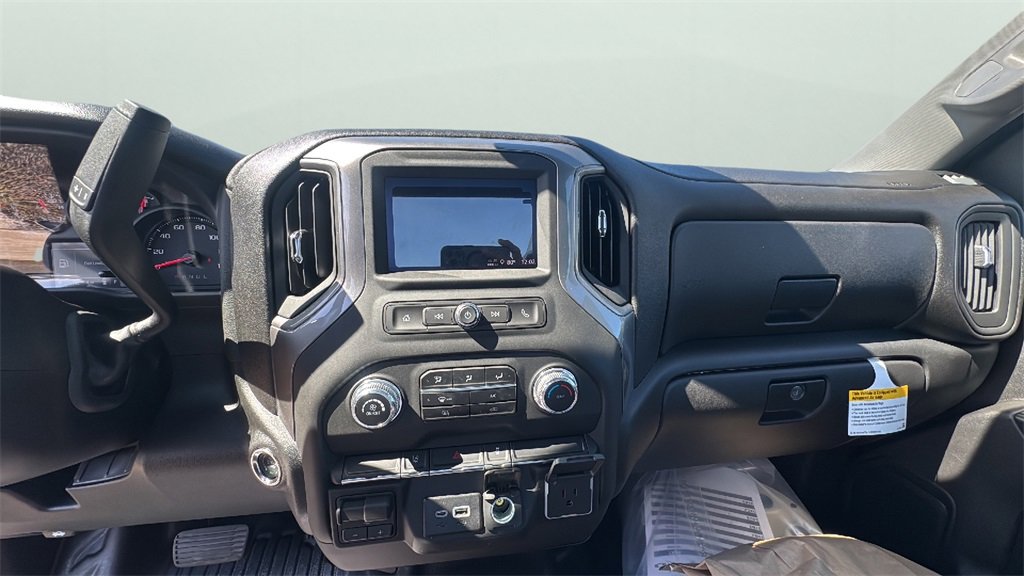 2026 Gmc Sierra 3500 HD Pro photo 8