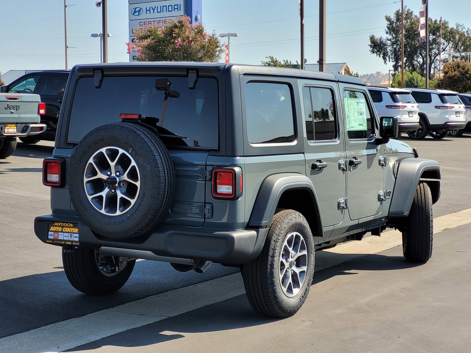 2025 Jeep Wrangler Sport S photo 3
