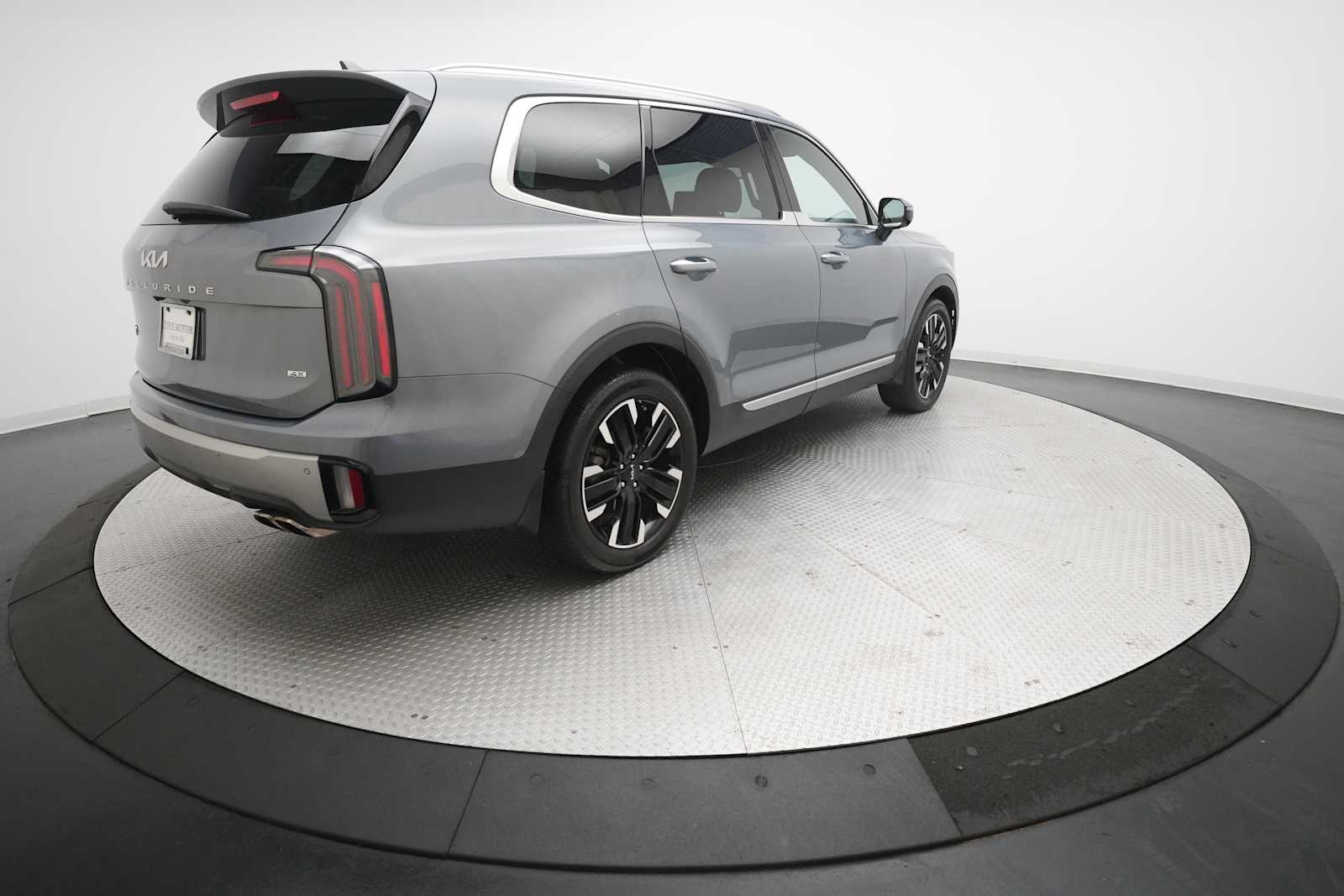 2023 Kia Telluride SX X-Line Prestige X-Pro photo 3