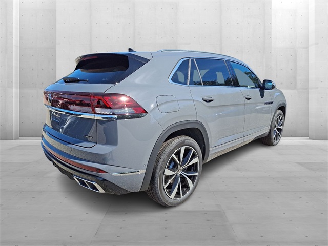 2026 Volkswagen Atlas Cross Sport SEL Premium R-Line photo 3