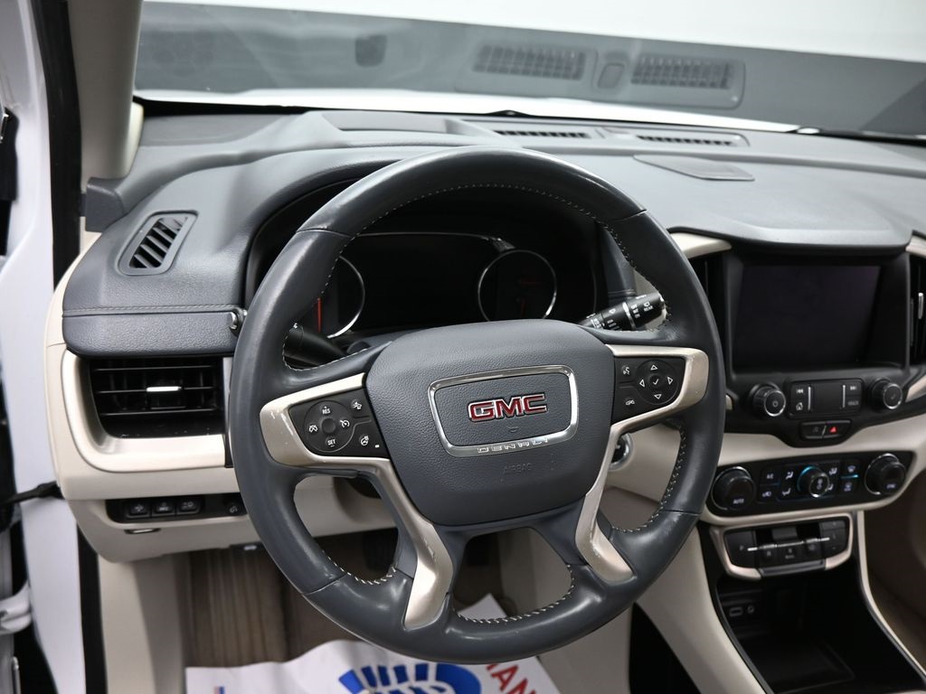 2022 Gmc Terrain Denali photo 2
