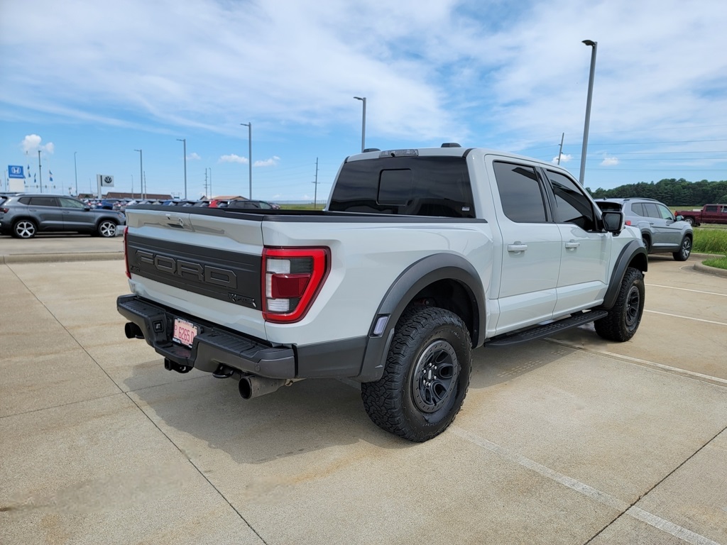 2023 Ford F-150 Raptor photo 13