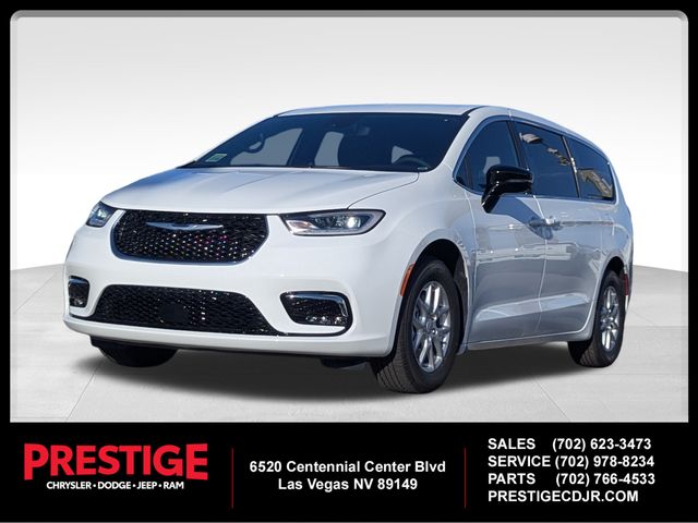 2026 Chrysler Pacifica Select's photo