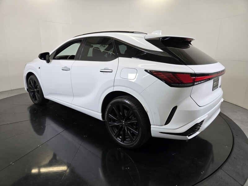 2024 Lexus RX 500h F SPORT Performance AWD photo 3