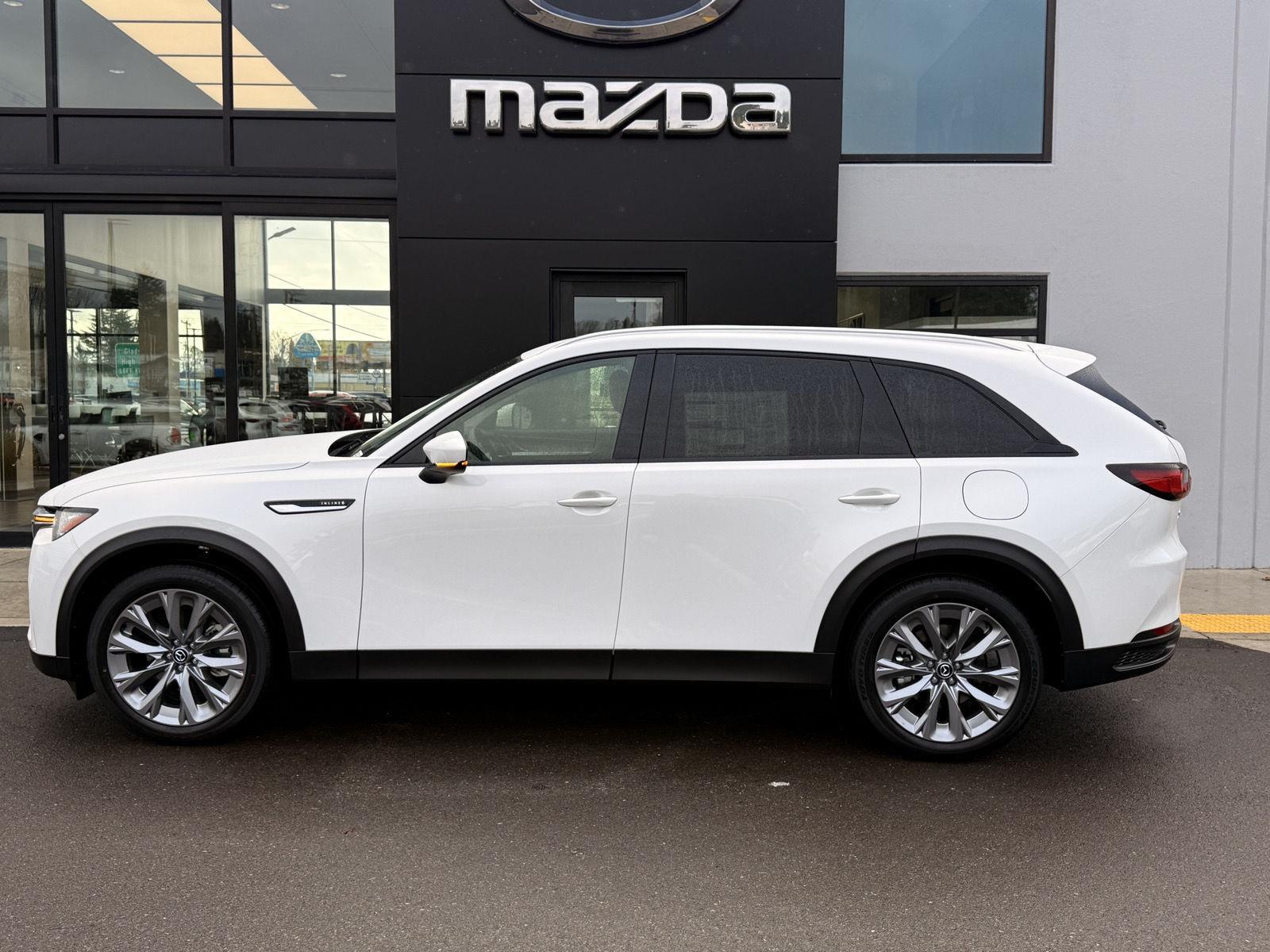 2026 Mazda CX-90 Preferred Package's photo