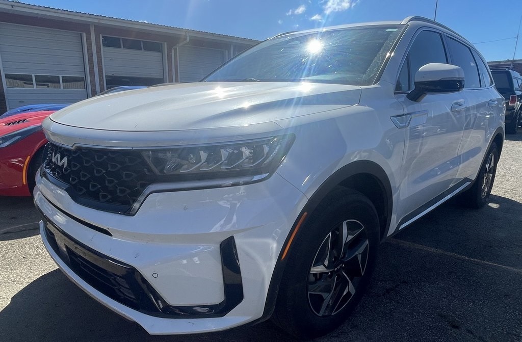 2023 Kia Sorento Hybrid EX photo 2