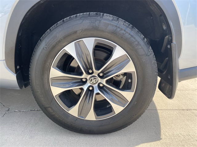 2023 Toyota Highlander Limited photo 20