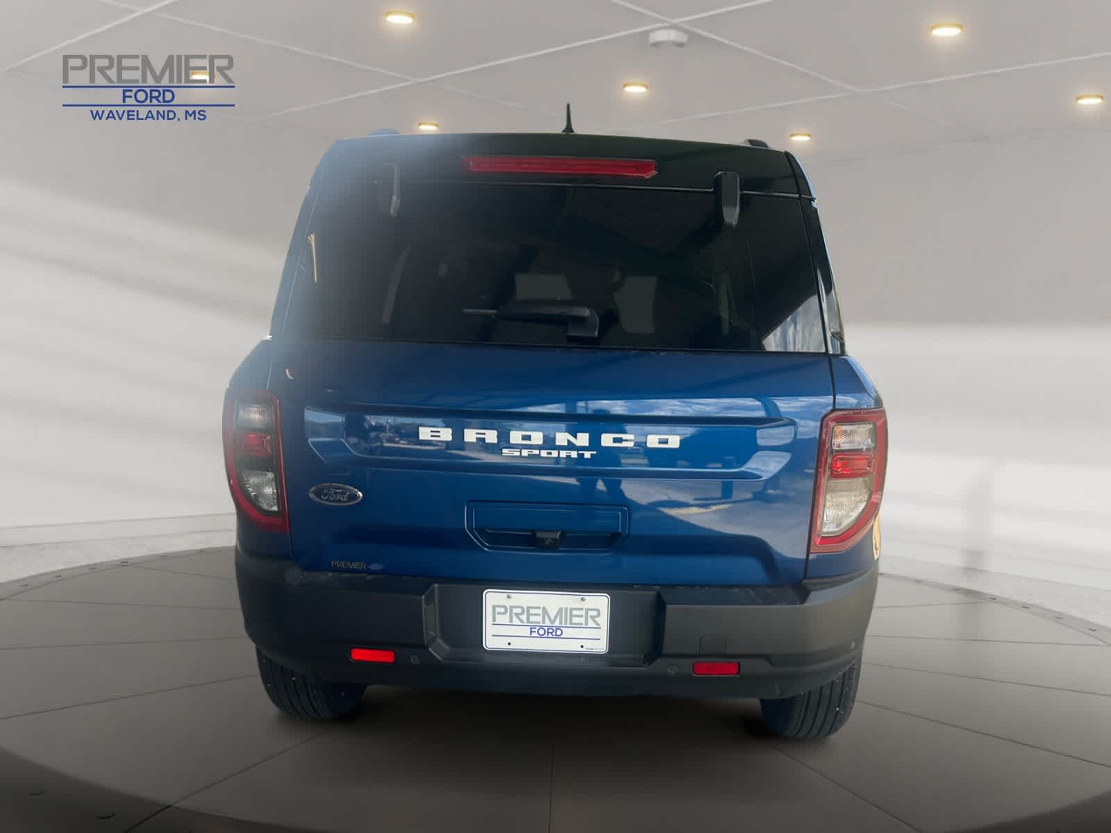 2024 Ford Bronco Sport Outer Banks photo 3