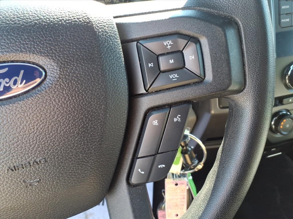 2015 Ford F-150 XLT photo 14