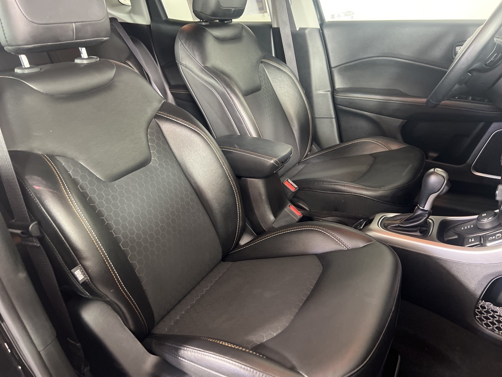 2019 Jeep Compass Latitude photo 11