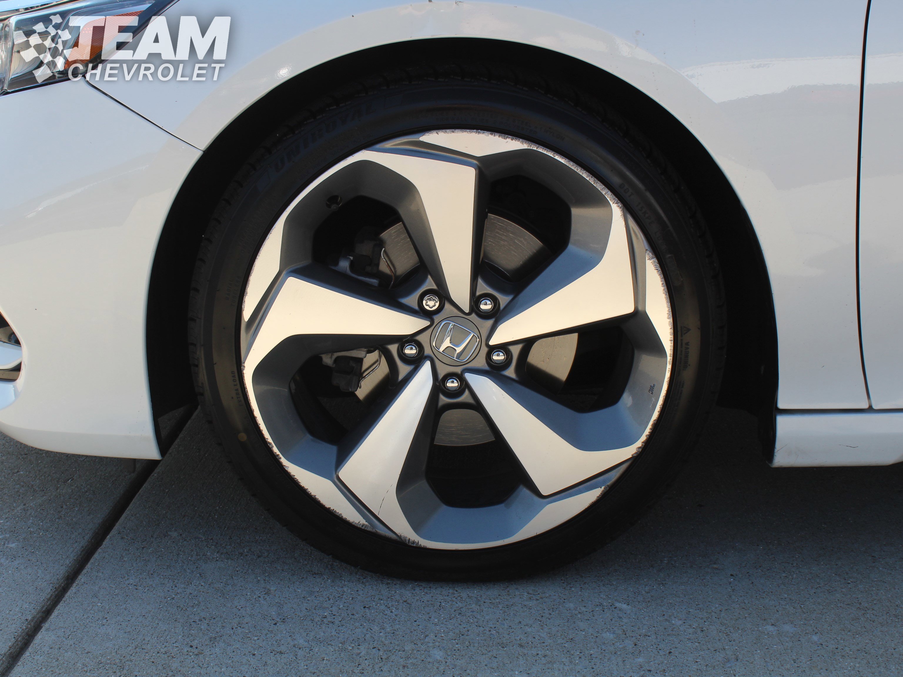 2018 Honda Accord Touring 1.5T photo 29