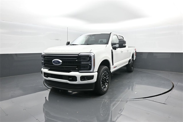 2025 Ford F-250 Platinum photo 3